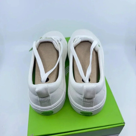 Cariuma Unisex Oca Low Canvas Sneaker Casual Shoes Lace-Up Off-White Size 8/9.5 - Picture 6 of 7